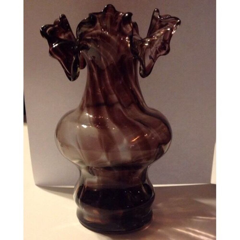 Ruffled Top‎ Vase - Purple Amethyst